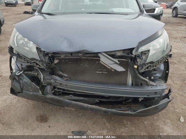 Honda CR-V LX 2014 3CZRM3H32EG714317 Image 6