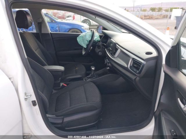 3KPA24AB6KE203684 KIA RIO LX