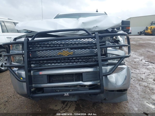 1GC1KUEG5HF104844 Chevrolet Silverado 2500hd Wt