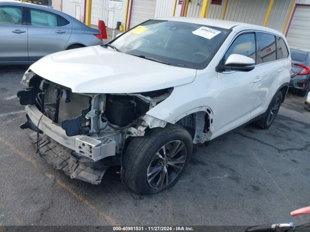 5TDZARFH7KS043482 Toyota Highlander Le