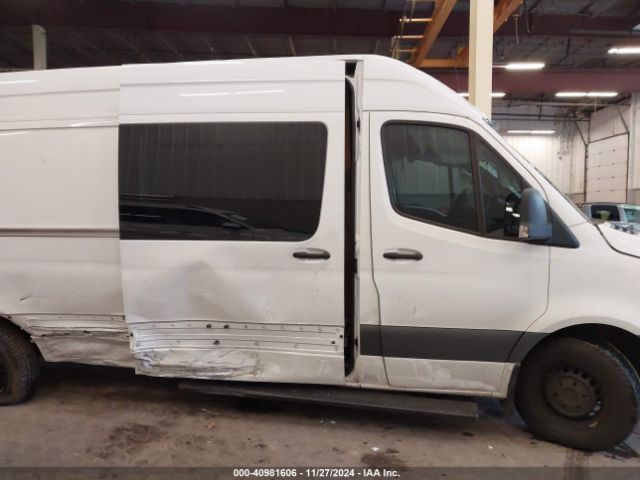 W2Y4ECHY8LT034641 Freightliner Sprinter 2500 High Roof V6