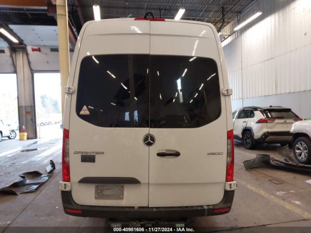 W2Y4ECHY8LT034641 Freightliner Sprinter 2500 High Roof V6