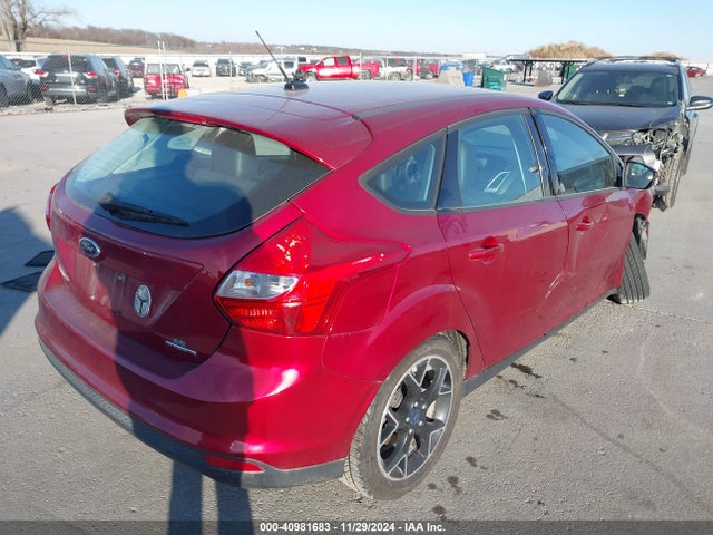 Ford FOCUS SE 2014 1FADP3K29EL192639 Image 4