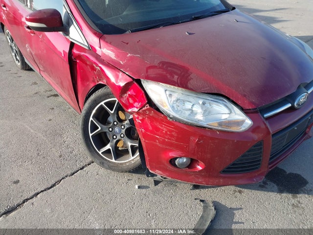 Ford FOCUS SE 2014 1FADP3K29EL192639 Image 6