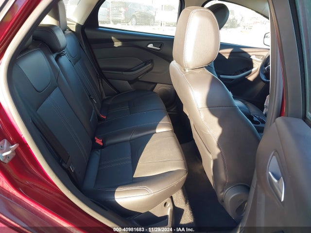 Ford FOCUS SE 2014 1FADP3K29EL192639 Image 8
