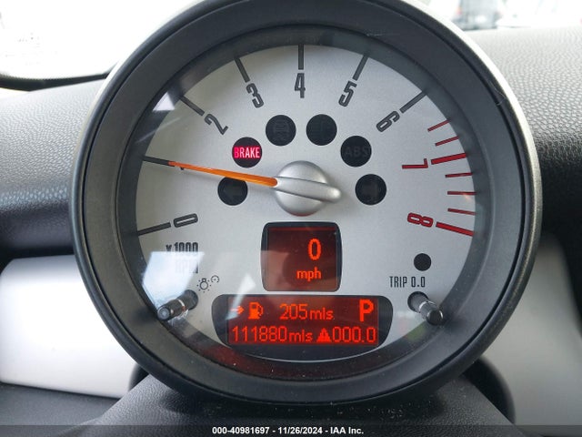 2011 MINI COOPER WMWSU3C50BT097334 Photo 6