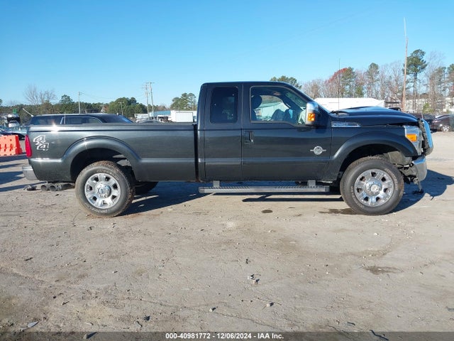 Ford F-250 Lariat 2015 1FT7X2BT4FEA50067 Image 13