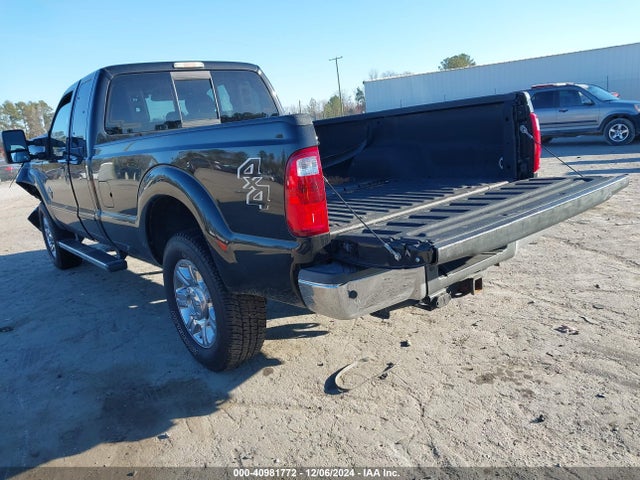 Ford F-250 Lariat 2015 1FT7X2BT4FEA50067 Image 3
