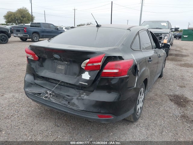 1FADP3E21GL288828 Ford FOCUS S