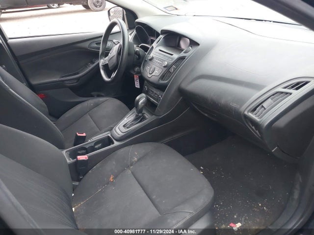 1FADP3E21GL288828 Ford FOCUS S