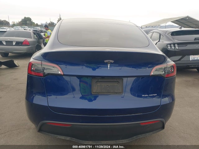 7SAYGDEE0NF439009 Tesla Model Y Long Range Dual Motor All-wheel Drive