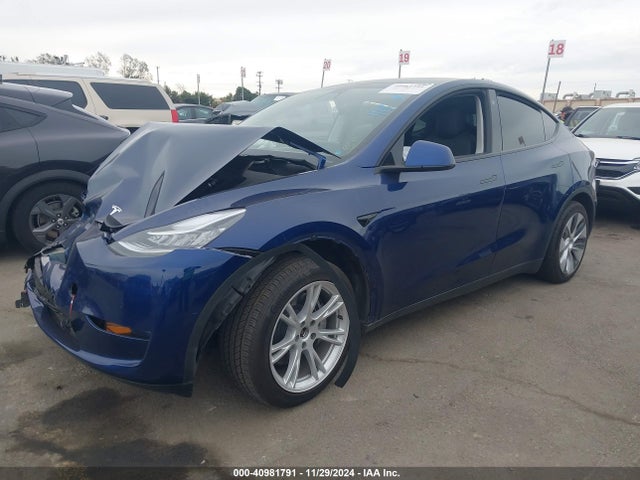 2022 TESLA MODEL Y 7SAYGDEE0NF439009 Photo 1