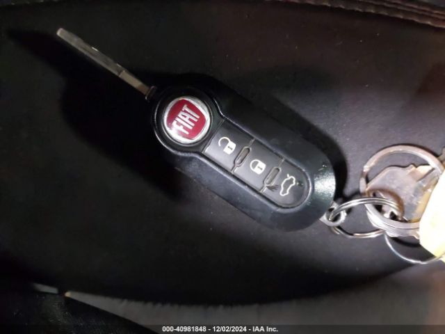 2014 FIAT 500L ZFBCFABH8EZ028512 Photo 10