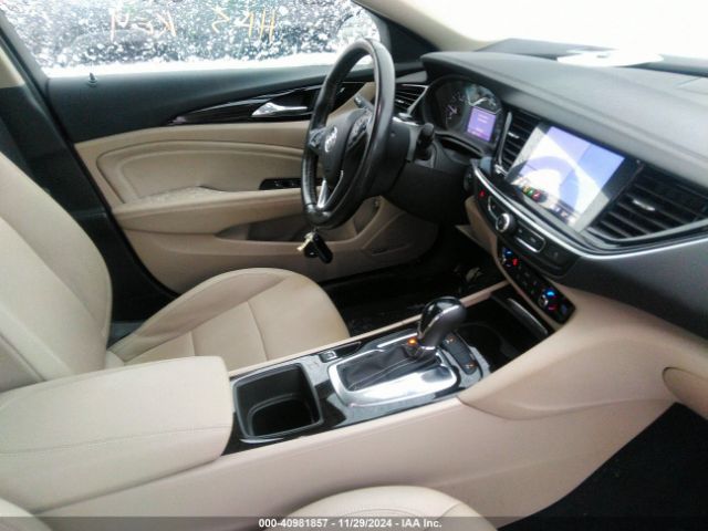 W04GV8SXXK1022684 Buick Regal Tourx Awd Essence