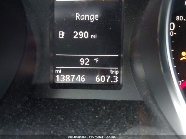 1VWDT7A37HC065705 Volkswagen Passat 1.8t R-line