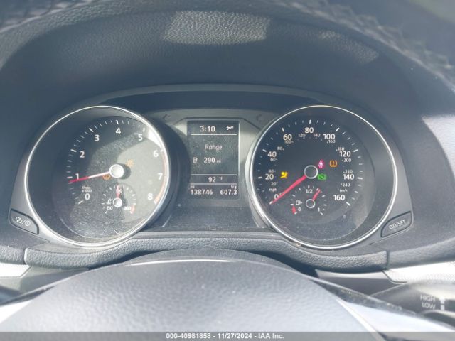 1VWDT7A37HC065705 Volkswagen Passat 1.8t R-line