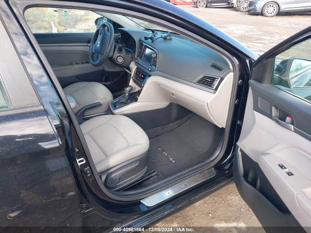 KMHD84LF0JU510470 Hyundai ELANTRA SEL