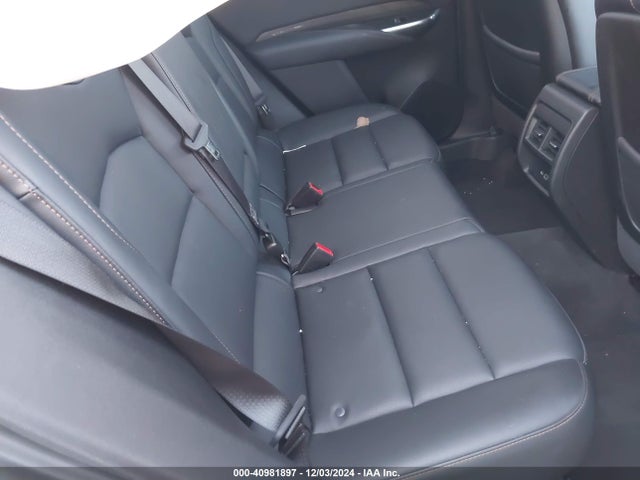 2023 CADILLAC XT4 1GYFZER40PF118859 Photo 7