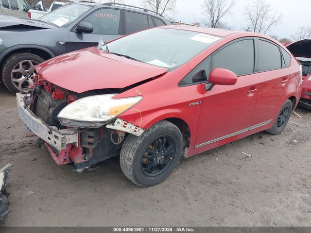 Toyota Prius Two 2014 JTDKN3DU8E1804654 Image 2