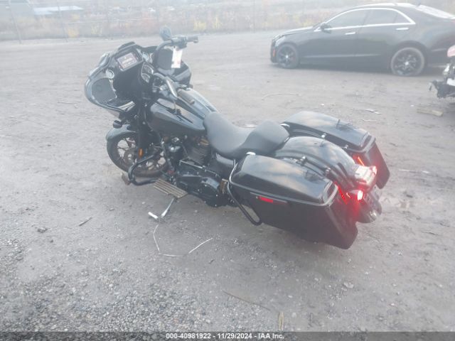 2022 HARLEY-DAVIDSON FLTRXST 1HD1ACL12NB635805 Photo 2