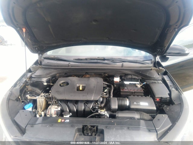 Hyundai ELANTRA SEL 2019 5NPD84LF3KH432766 Image 10