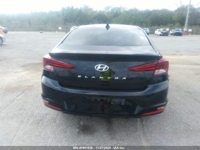 Hyundai ELANTRA SEL 2019 5NPD84LF3KH432766 Image 16