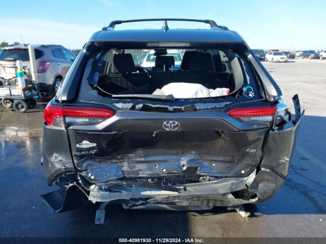 JTMH1RFV8KD006857 Toyota RAV4 LE