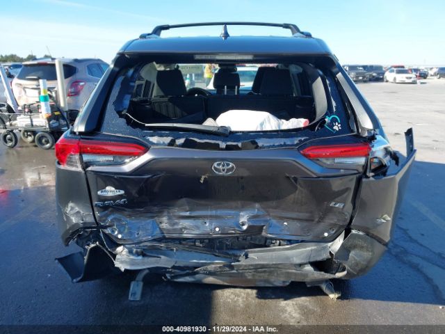 JTMH1RFV8KD006857 Toyota RAV4 LE