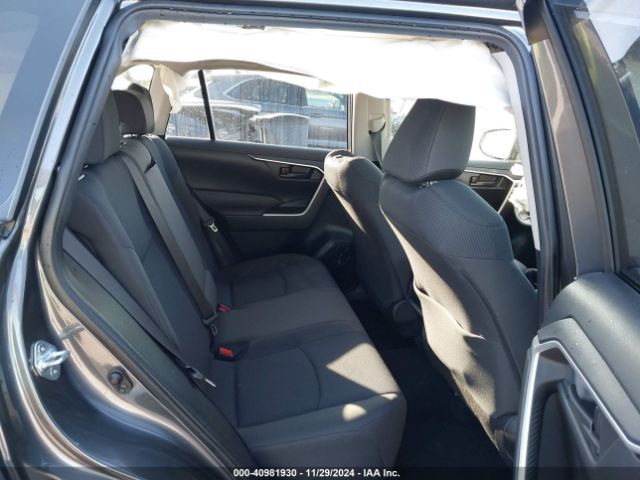 JTMH1RFV8KD006857 Toyota RAV4 LE