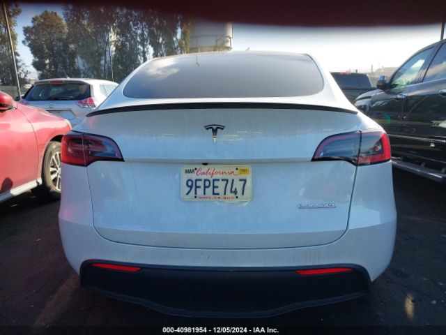 7SAYGDEF9PF710712 Tesla Model Y Performance Dual Motor All-wheel Drive
