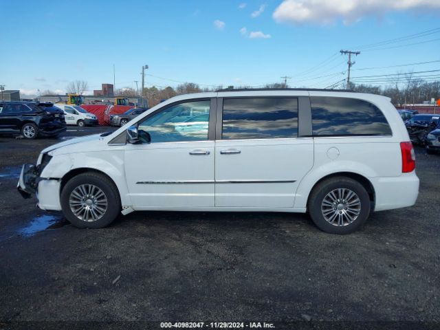 2C4RC1CG9ER143975 Chrysler Town & Country Touring-l