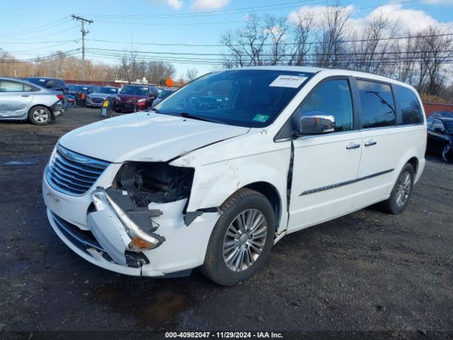2C4RC1CG9ER143975 Chrysler Town & Country Touring-l