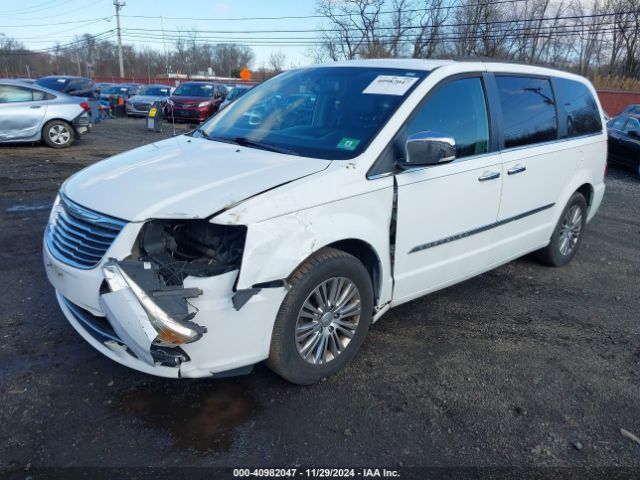 2C4RC1CG9ER143975 Chrysler Town & Country Touring-l