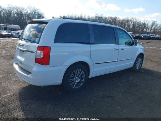 2C4RC1CG9ER143975 Chrysler Town & Country Touring-l