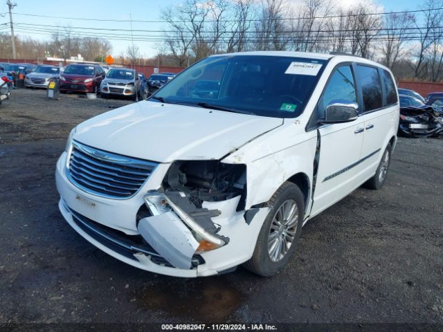 2C4RC1CG9ER143975 Chrysler Town & Country Touring-l
