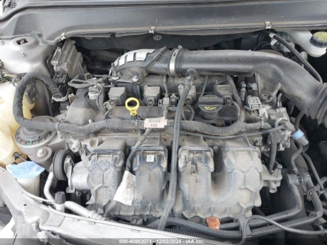 3LN6L2J99FR617556 Lincoln MKZ