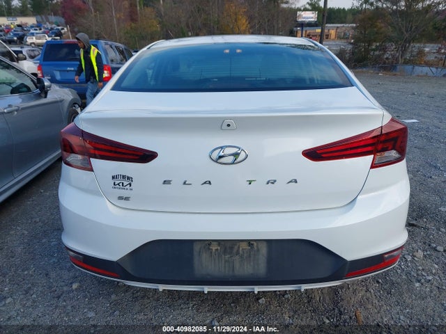 Hyundai ELANTRA SE 2019 5NPD74LF6KH468499 Image 16