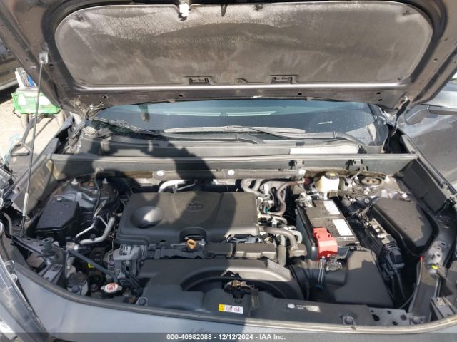 2T3G1RFV8LC089367 Toyota RAV4 LE