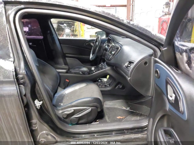 Chrysler 200 S 2016 1C3CCCDG1GN118332 Image 5