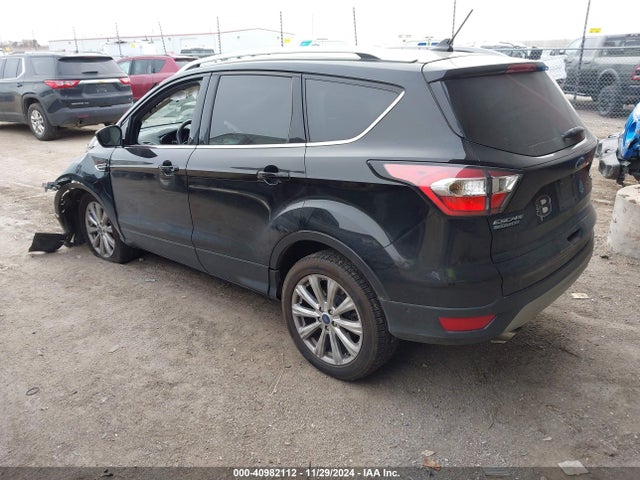Ford Escape Titanium 2018 1FMCU9J98JUA28380 Image 3