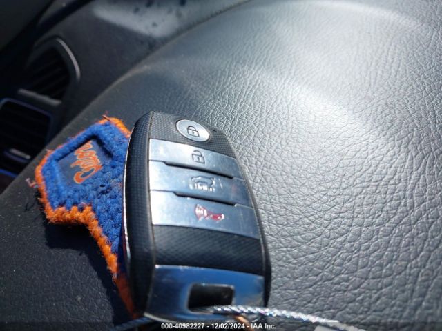 5XYKU4A75FG587492 KIA Sorento Ex V6