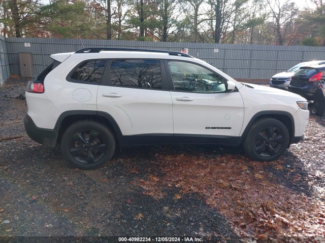 1C4PJMLB4KD321809 Jeep Cherokee Altitude 4x4