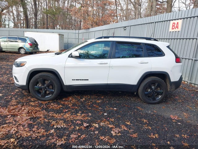 1C4PJMLB4KD321809 Jeep Cherokee Altitude 4x4