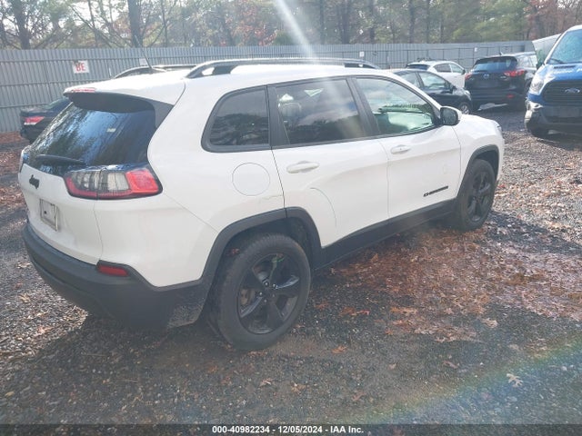 1C4PJMLB4KD321809 Jeep Cherokee Altitude 4x4