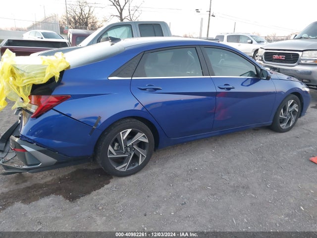 Hyundai Elantra Limited 2024 KMHLP4DG7RU685249 Image 4