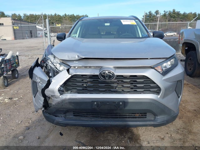 Toyota RAV4 LE 2020 2T3F1RFV5LC106136 Image 12
