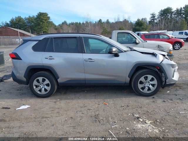 Toyota RAV4 LE 2020 2T3F1RFV5LC106136 Image 13