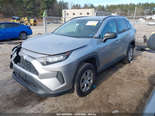Toyota RAV4 LE 2020 2T3F1RFV5LC106136 Image 2