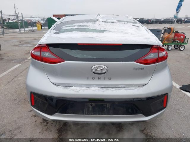 KMHC75LC7JU072668 Hyundai Ioniq Hybrid Sel