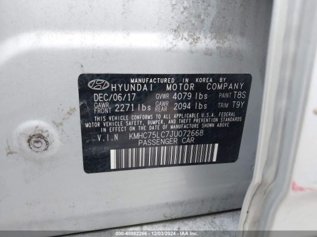 KMHC75LC7JU072668 Hyundai Ioniq Hybrid Sel